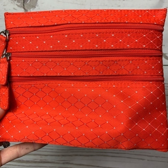 Cosmetic Bag 3 Zippered Pockets - Picture 3 of 7